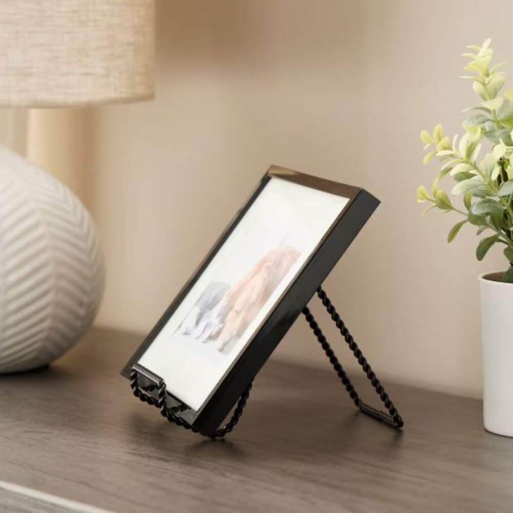 NWT STUDIO DECOR Twisted Wire Easel Black 4" - Set of 4